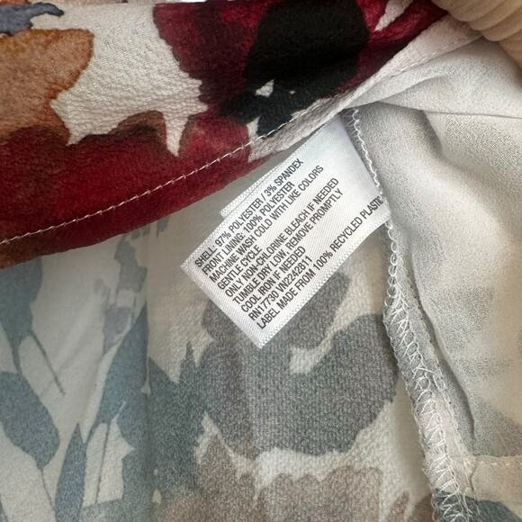 A New Day polyester short flutter sleeve v-neck lined blouse, plus size medium - Picture 4 of 7